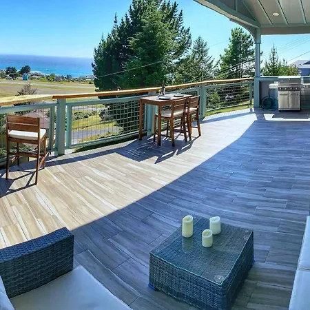 Shelter Cove Brand New Beautiful Ocean View Home